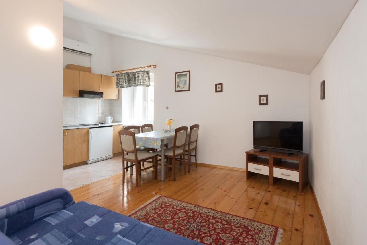 Apartments Mirakul Mali Lošinj Eksteriør billede