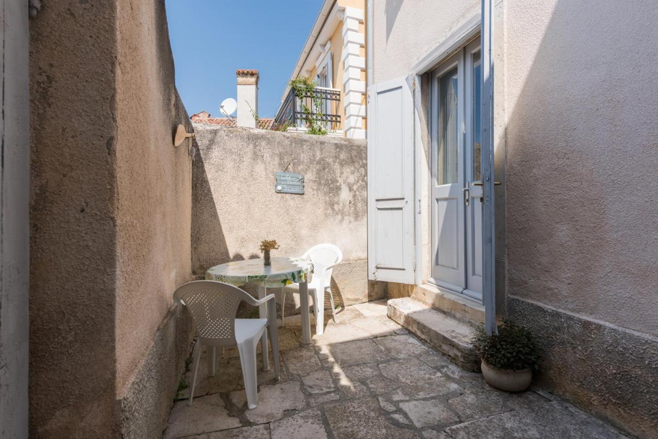 Apartments Mirakul Mali Lošinj Eksteriør billede